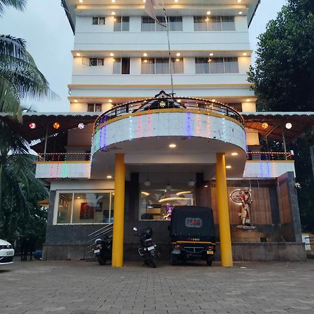 Sai Skanda Kukke Subrahmanya المظهر الخارجي الصورة